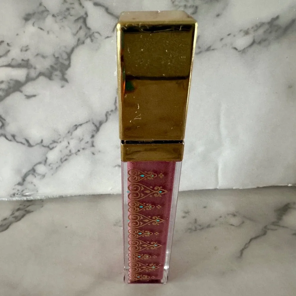 Victorias Secret Heidi Klum Passion Fruit Lip Gloss .27 oz Shimmer Berry Gold